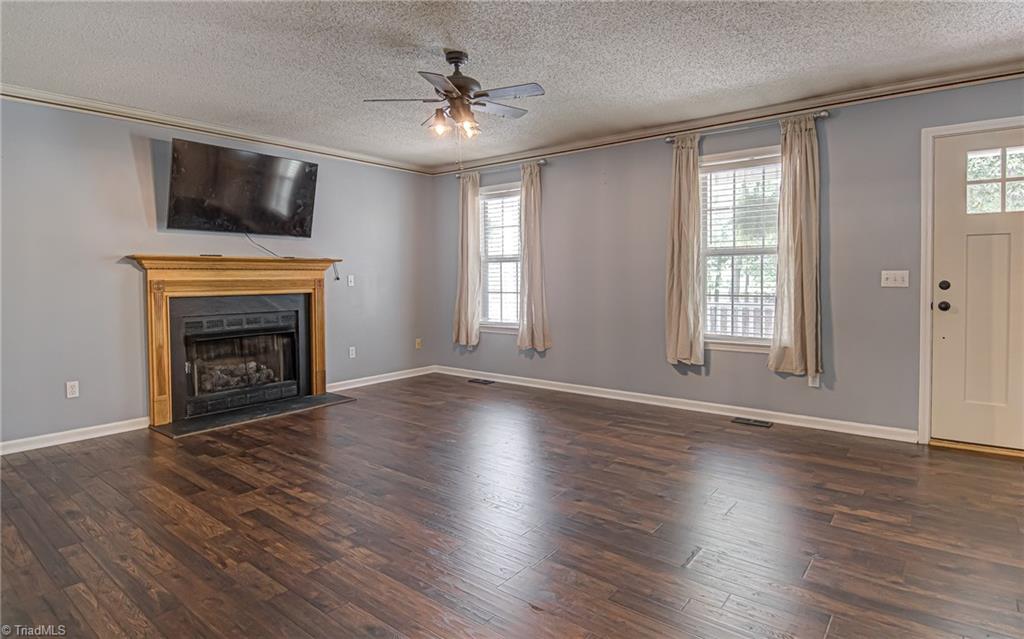 4251 Enterprise Road Lexington, NC 27295 - Photo 5 of 46 Gallery Image 5