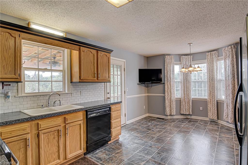4251 Enterprise Road Lexington, NC 27295 - Photo 7 of 46 Gallery Image 7