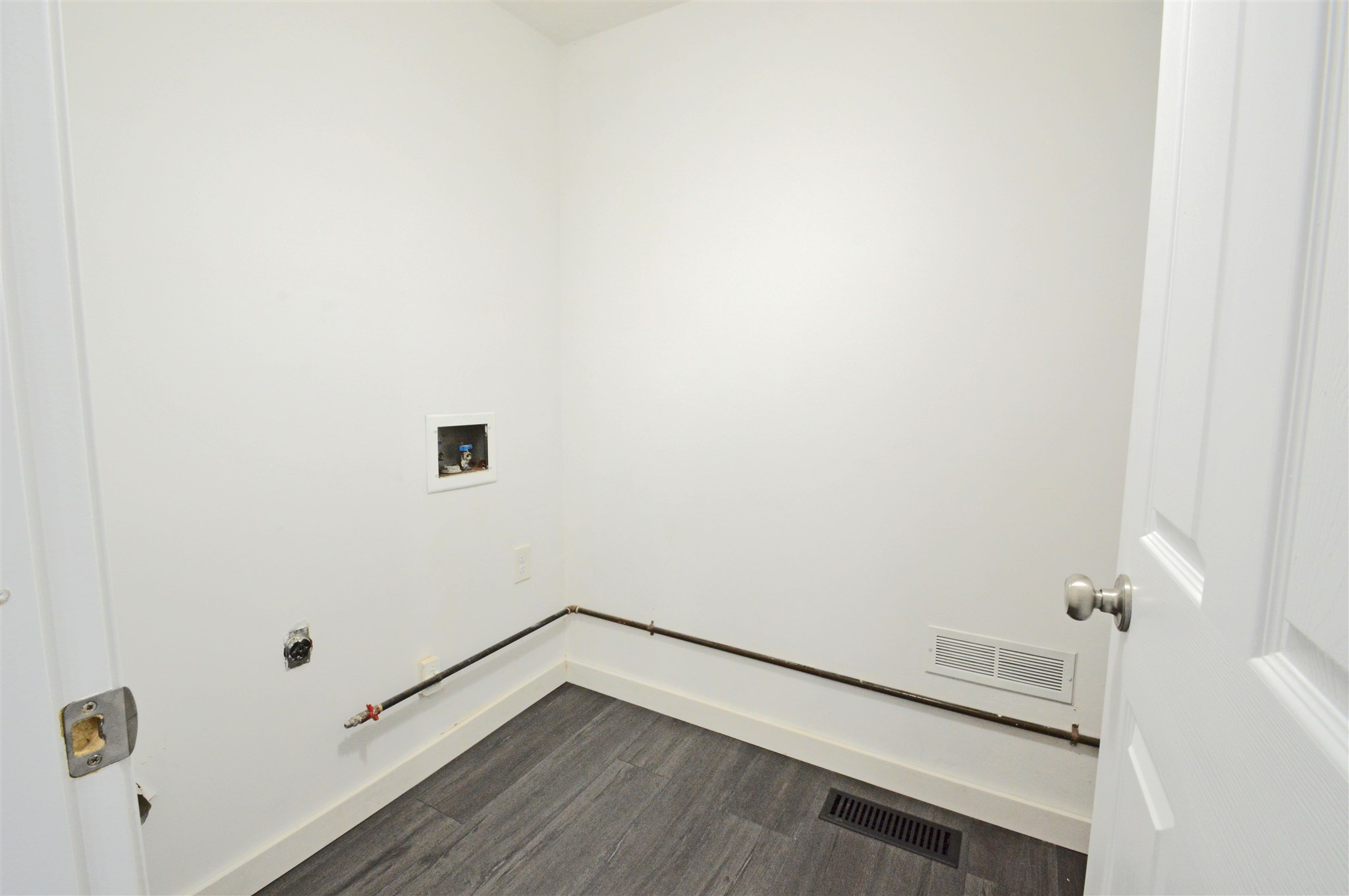 1320 Pion Road Fort Wayne, IN 46845 - Photo 12 of 33