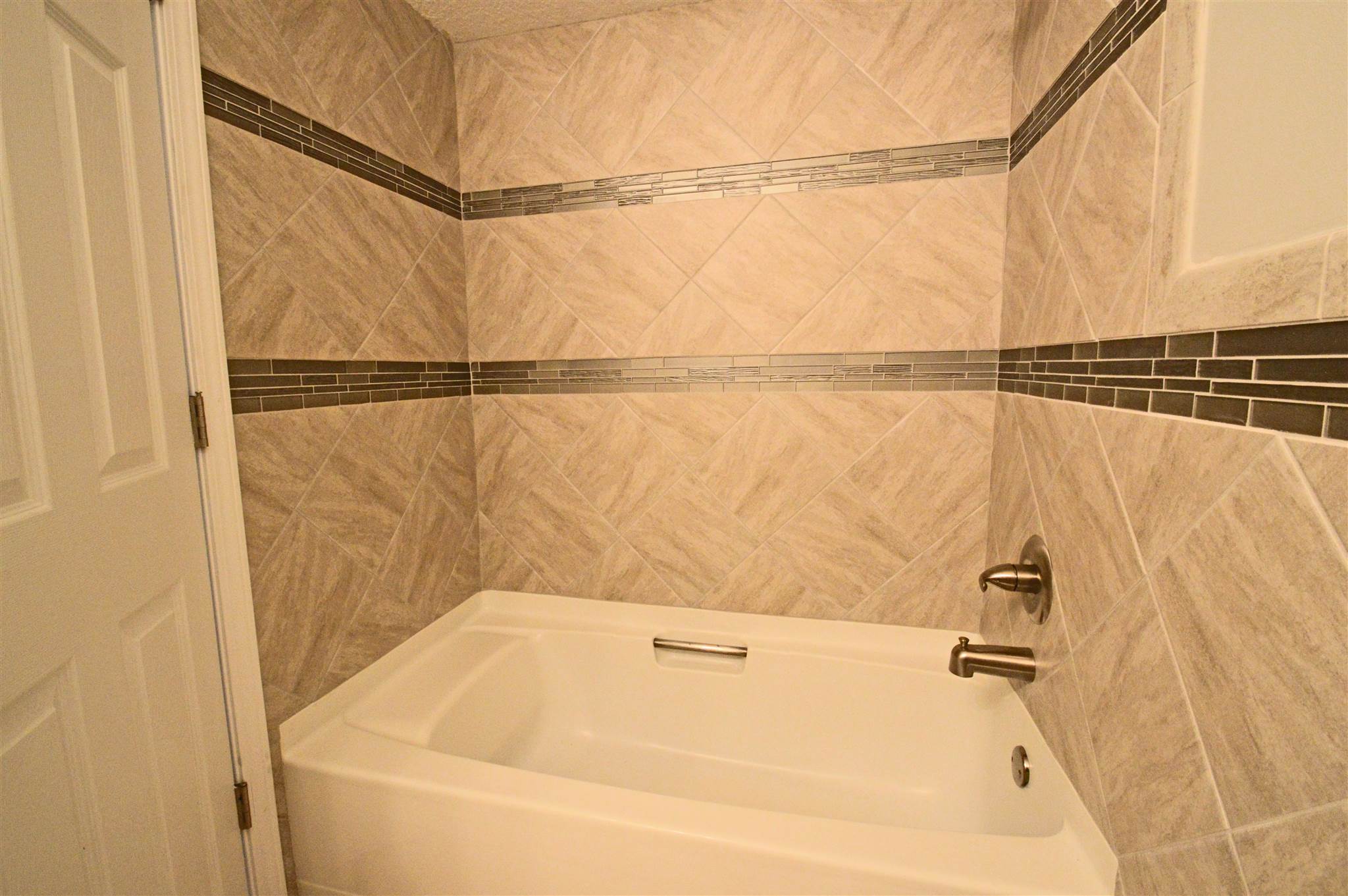1320 Pion Road Fort Wayne, IN 46845 - Photo 19 of 33