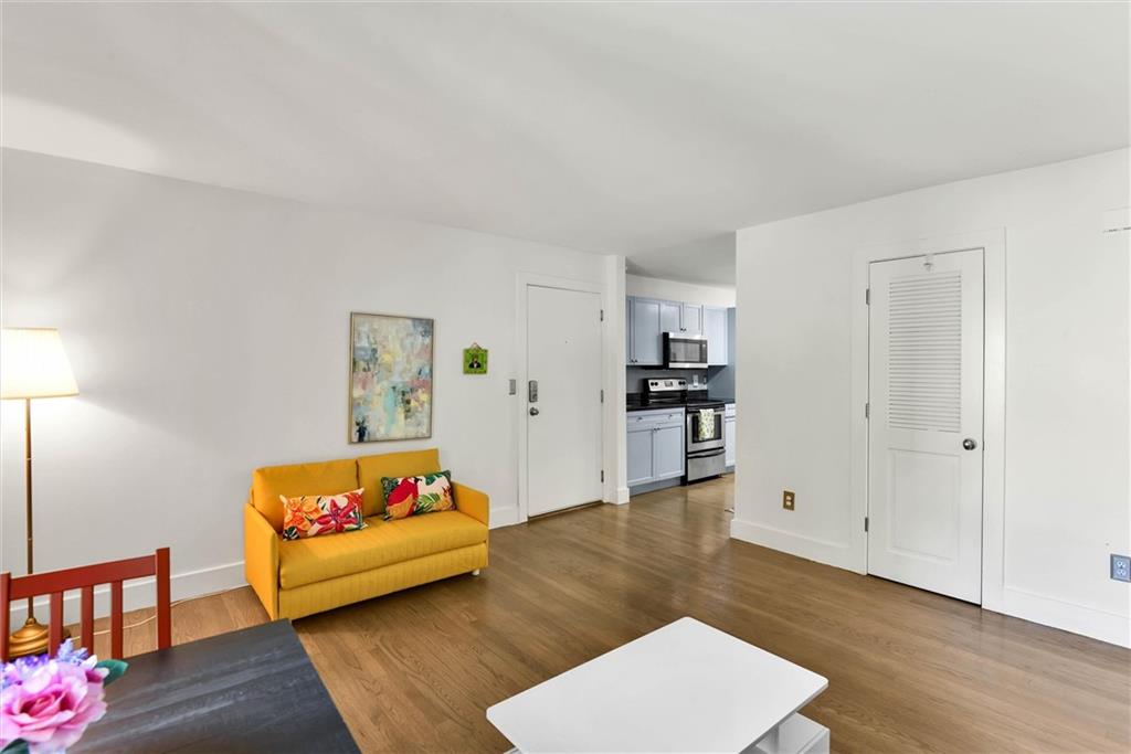 2023 Oakview Road Southeast, Unit 222 Atlanta, GA 30317 - Photo 6 of 25
