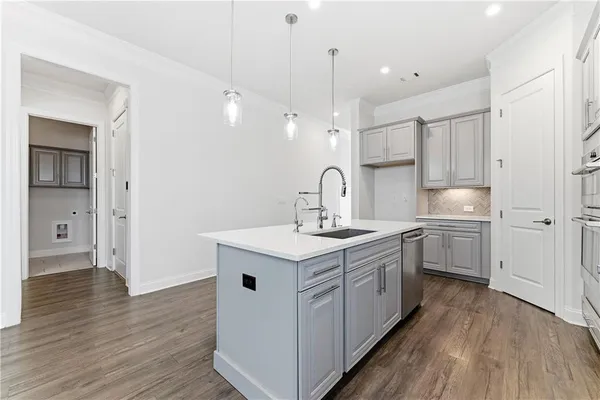 $4,500 | 2025 Abbey Road, Roswell, GA 30076