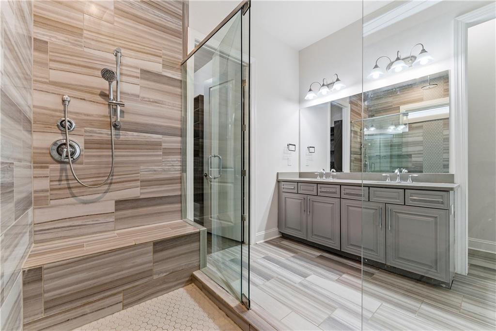 2025 Abbey Road Roswell, GA 30076 - Photo 21 of 33