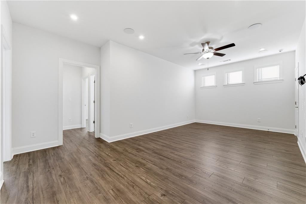 2025 Abbey Road Roswell, GA 30076 - Photo 24 of 33