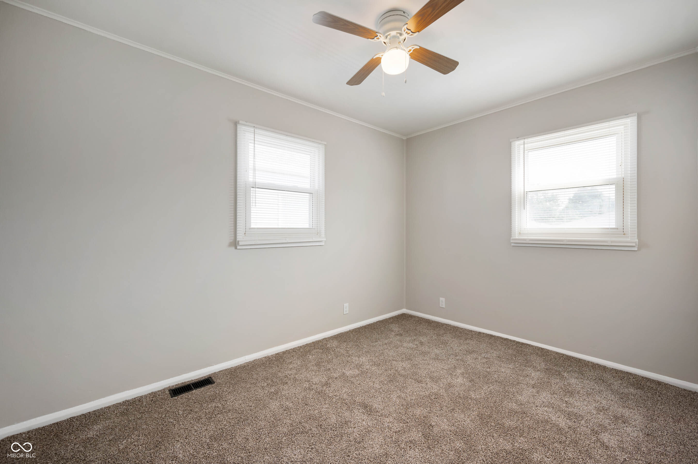 67 South 3rd Avenue Beech Grove, IN 46107 - Photo 11 of 16