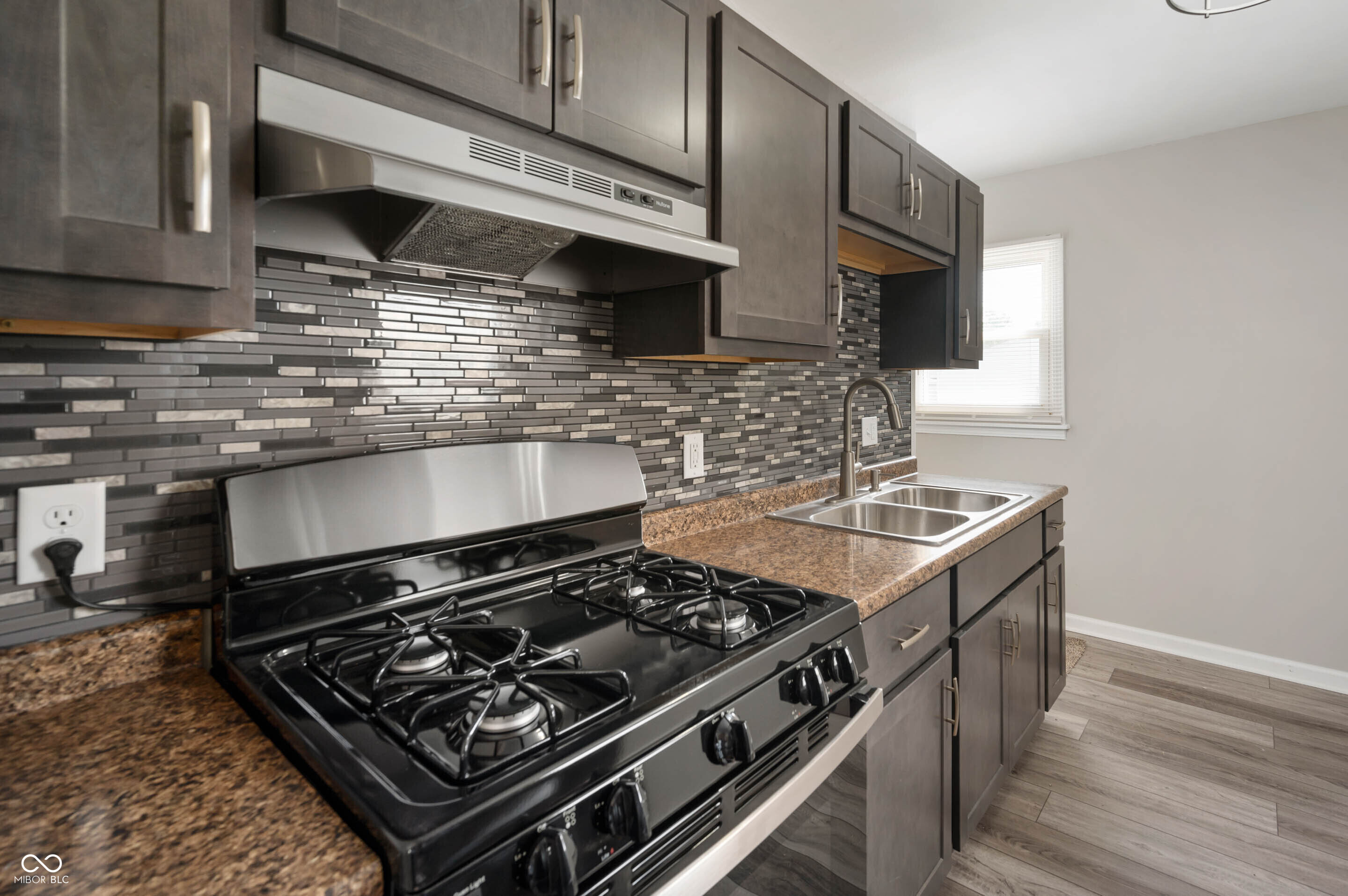 67 South 3rd Avenue Beech Grove, IN 46107 - Photo 8 of 16