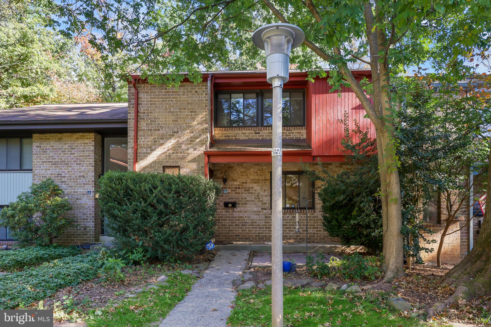11006 Saffold Way Reston, VA 20190 - Photo 29 of 32 Front Exterior