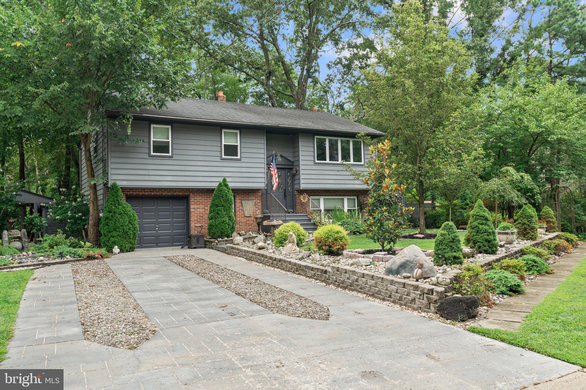 112 Woodland Avenue Medford, NJ 08055 - Photo 1 of 40