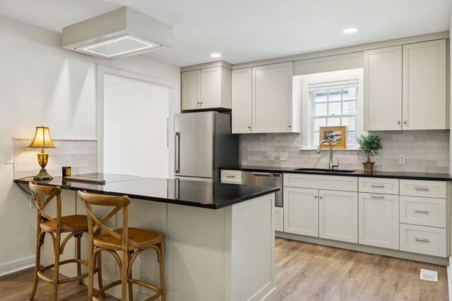 $690,000 | 5310 Nevada Avenue, Nashville, TN 37209