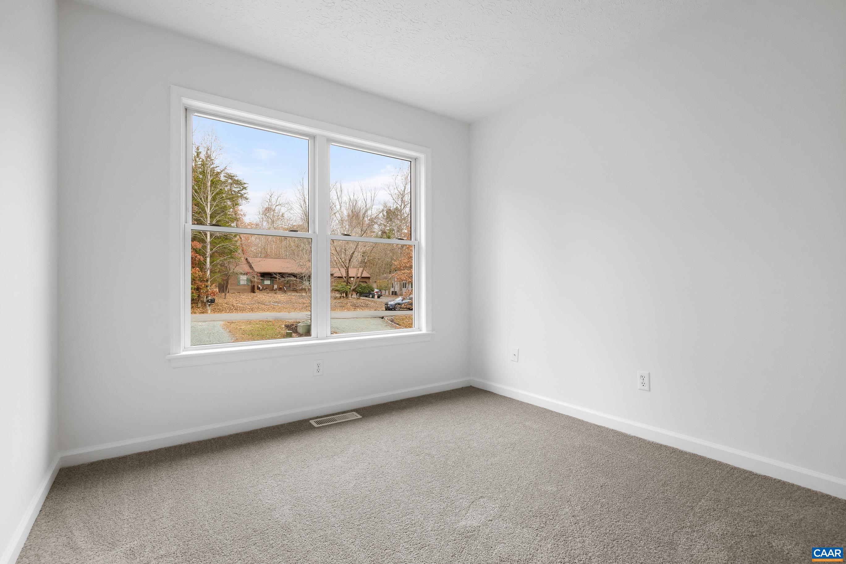 33 Brougham Road Palmyra, VA 22963 - Photo 20 of 49 an empty room with a window