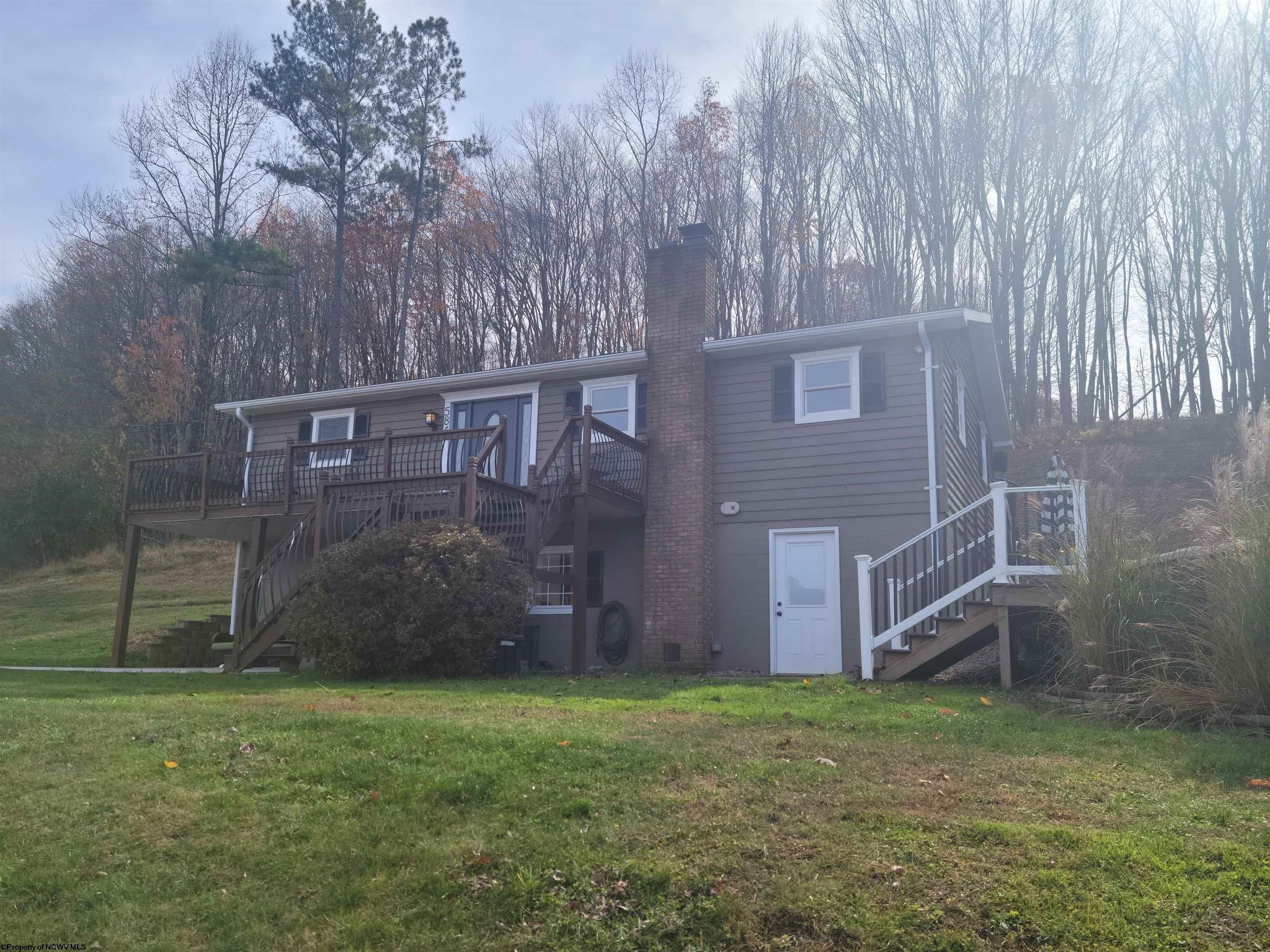 62 Kingston Road Farmington, WV 26571 - Photo 2 of 26 Gallery Image 2
