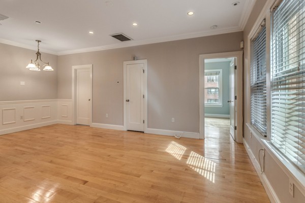 52 Cooper Street, Unit 3 Boston, MA 02113 - Photo 5 of 24 Gallery Image 5