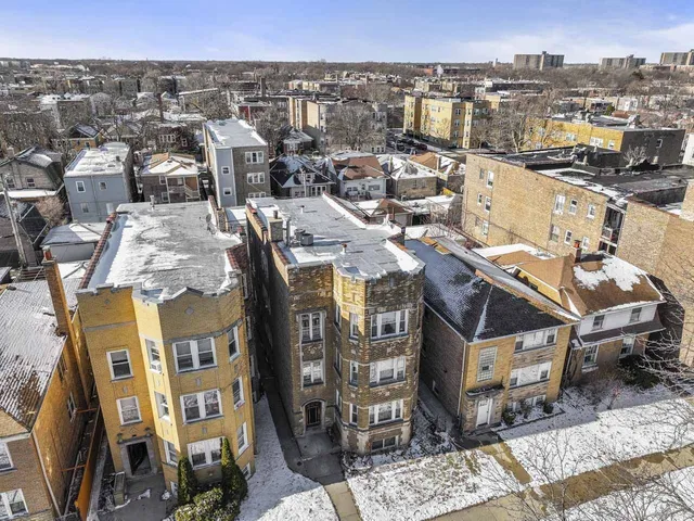 $2,600 | 6444 North Washtenaw Avenue, Unit 2, Chicago, IL 60645