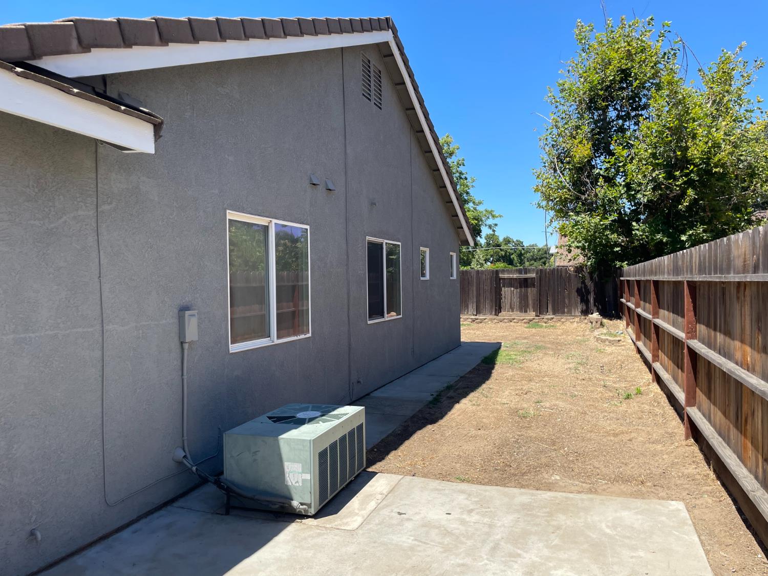2529 Rushing River Drive Modesto, CA 95351 - Photo 20 of 22