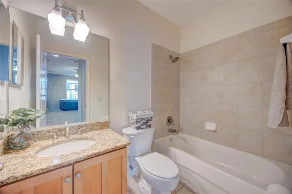 $289,900 | 6020 Fishhawk Crossing Boulevard, Lithia, FL 33547