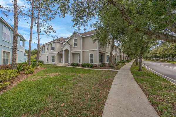 $289,900 | 6020 Fishhawk Crossing Boulevard, Lithia, FL 33547