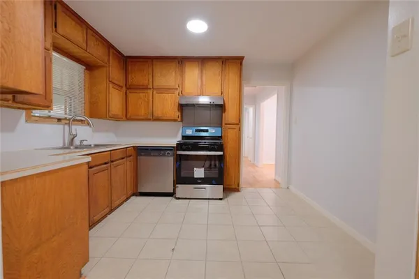 $1,600 | 2104 Kings Avenue, Haltom City, TX 76117