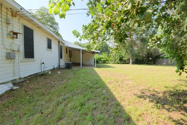 $1,600 | 2104 Kings Avenue, Haltom City, TX 76117