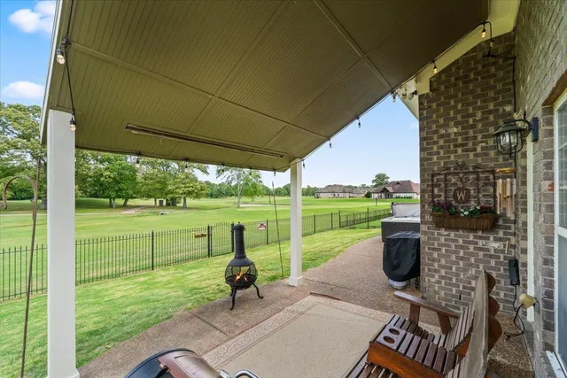 a view of outdoor space and garden