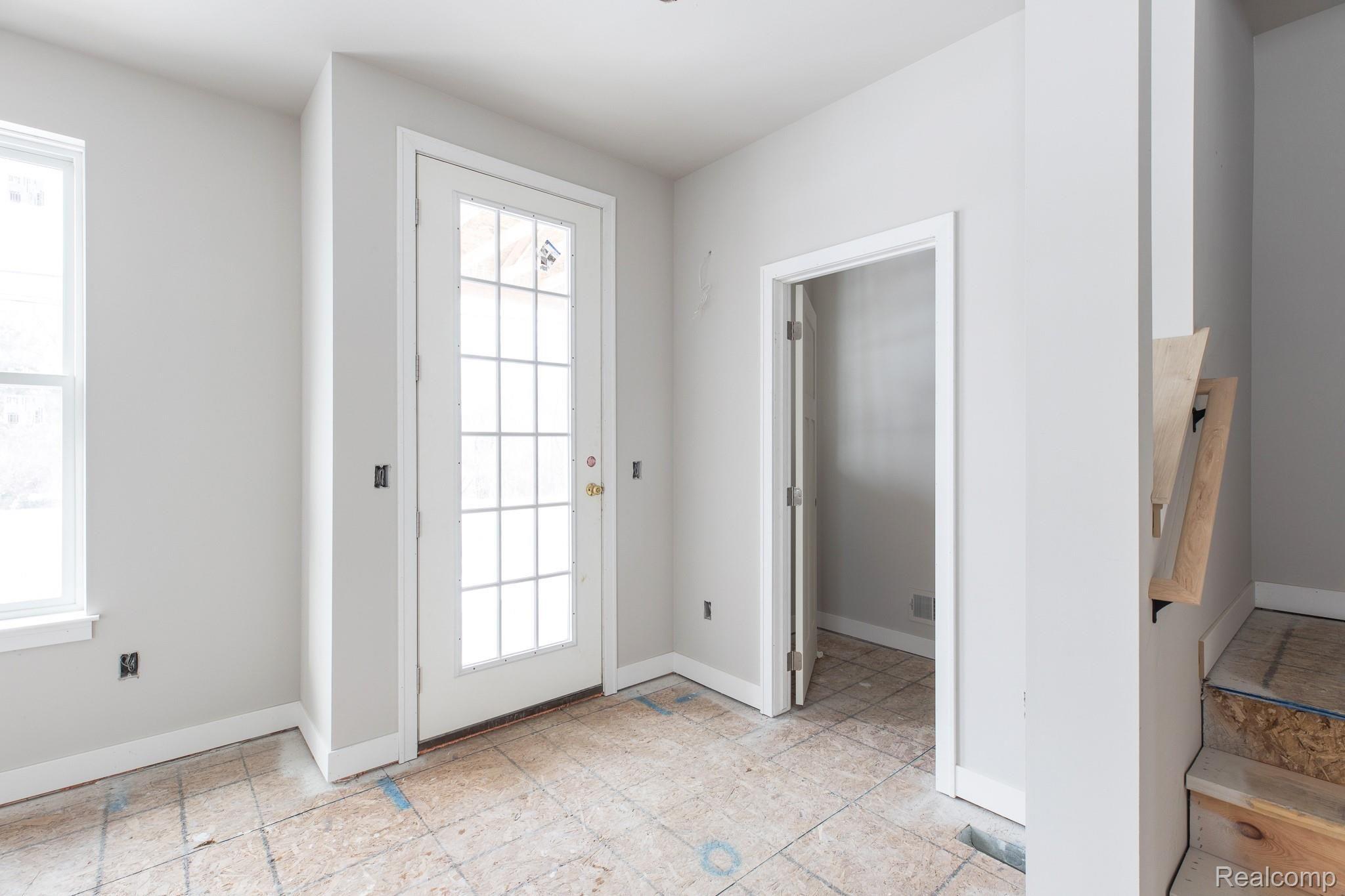 855 Ridge Road South Canton, MI 48188 - Photo 8 of 34 855Ridge-7.jpg