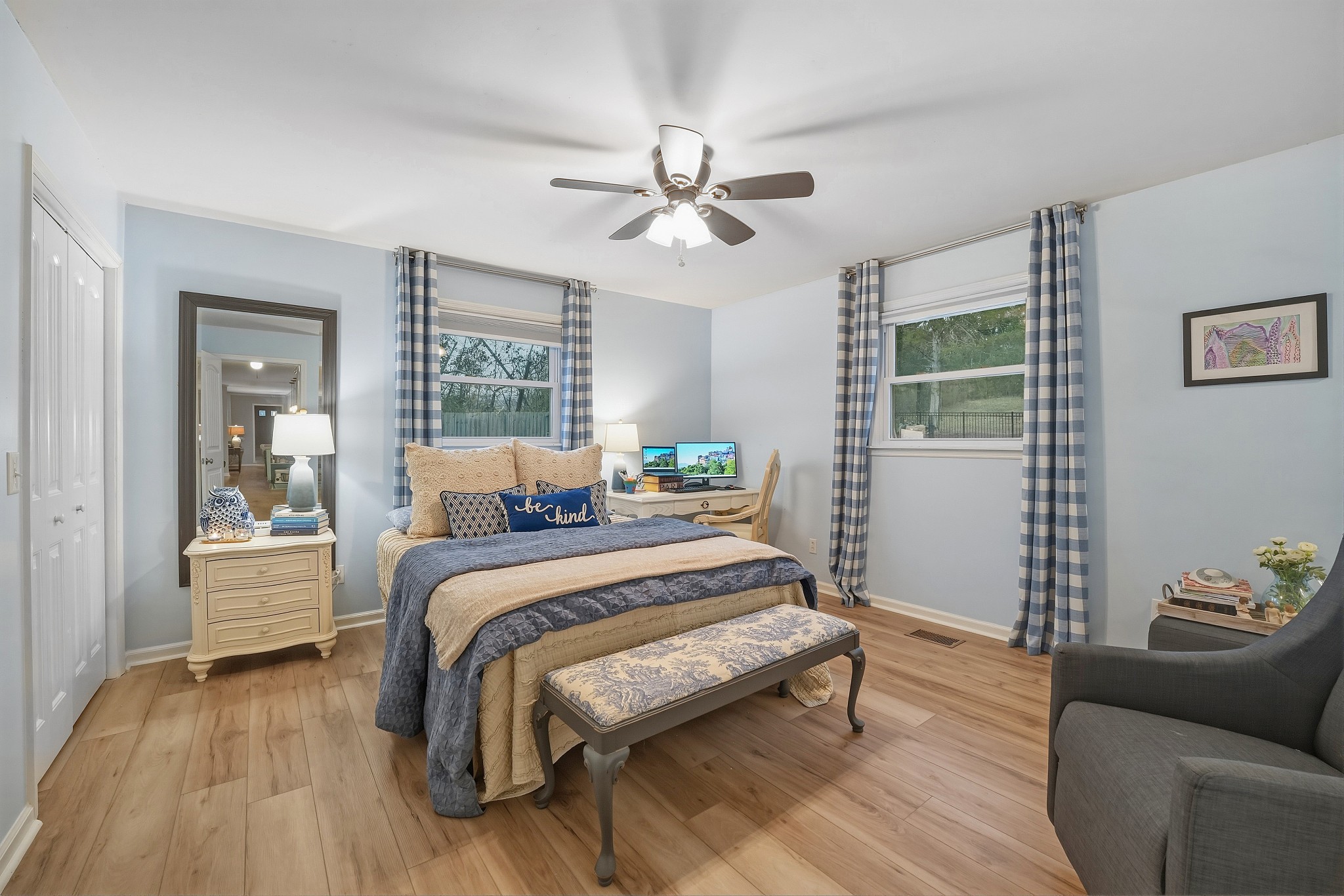 811 Hogans Branch Road Hendersonville, TN 37075 - Photo 17 of 34 a bed room with a bed and a couch