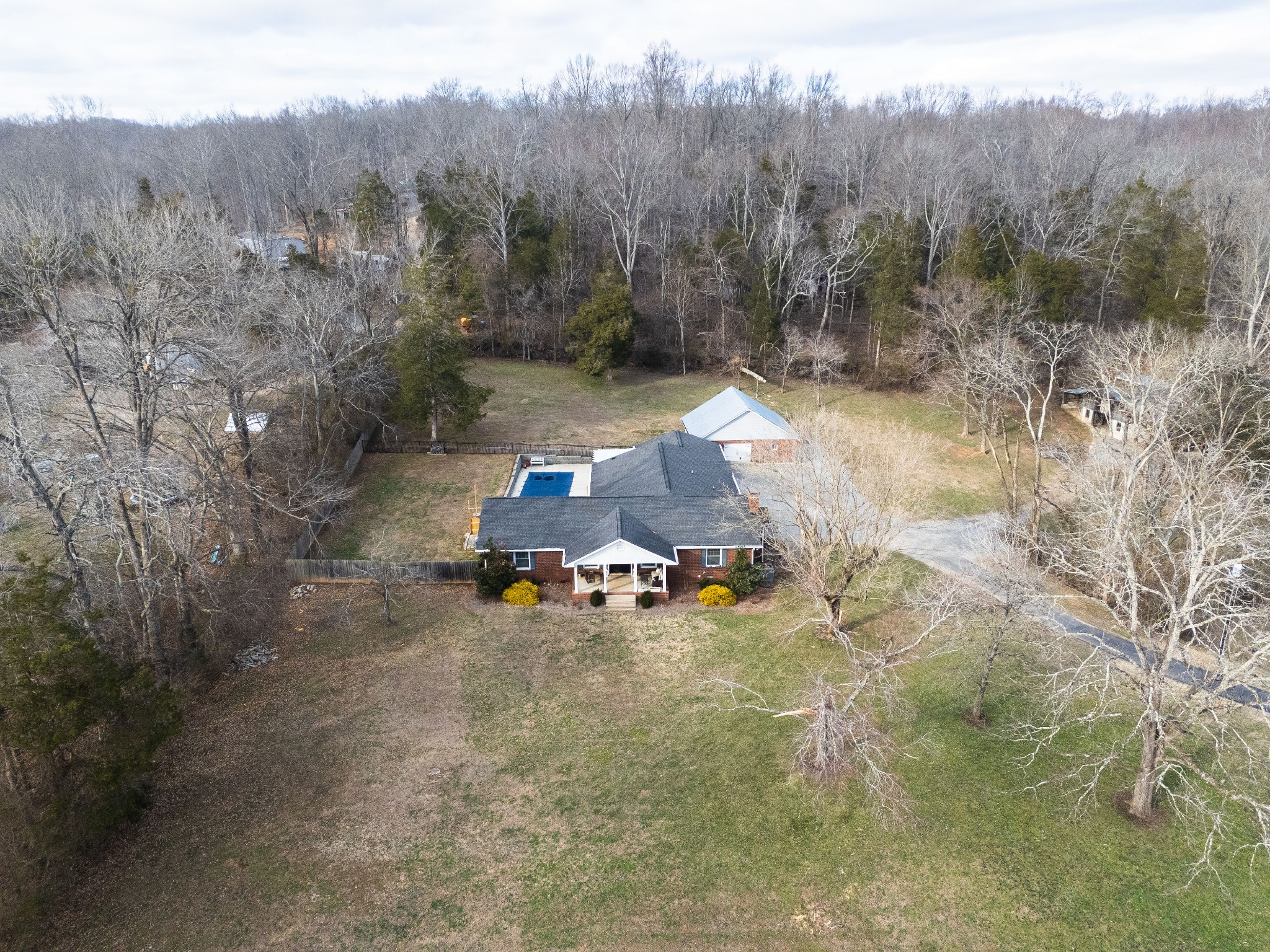 811 Hogans Branch Road Hendersonville, TN 37075 - Photo 32 of 34 a view of a park with large tree
