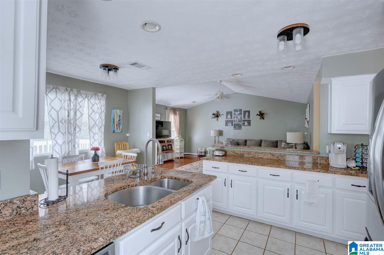 860 Country Road Warrior, AL 35180 - Photo 19 of 41 Gallery Image 19