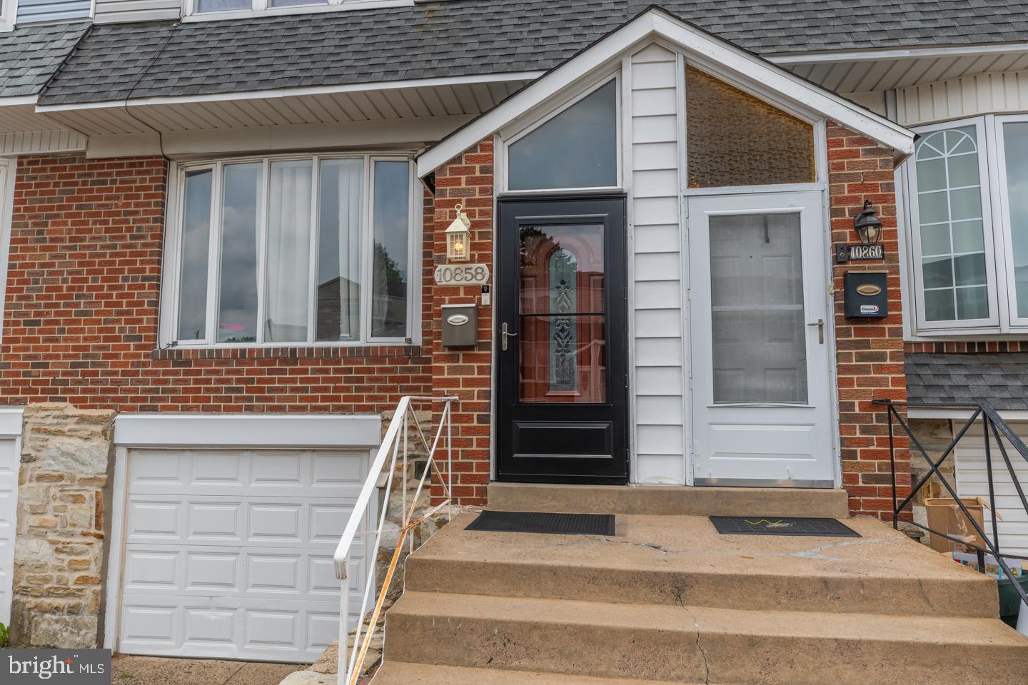 10858 Perrin Road Philadelphia, PA 19154 - Photo 1 of 12