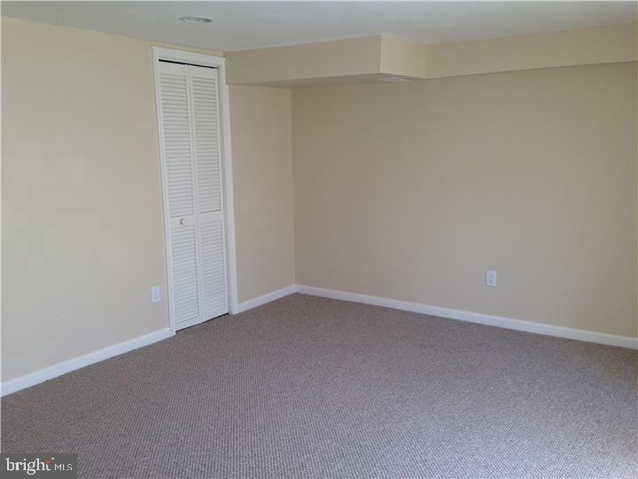 10858 Perrin Road Philadelphia, PA 19154 - Photo 11 of 12