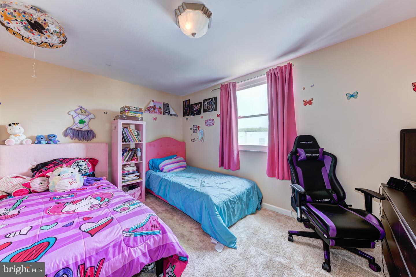 10858 Perrin Road Philadelphia, PA 19154 - Photo 8 of 12
