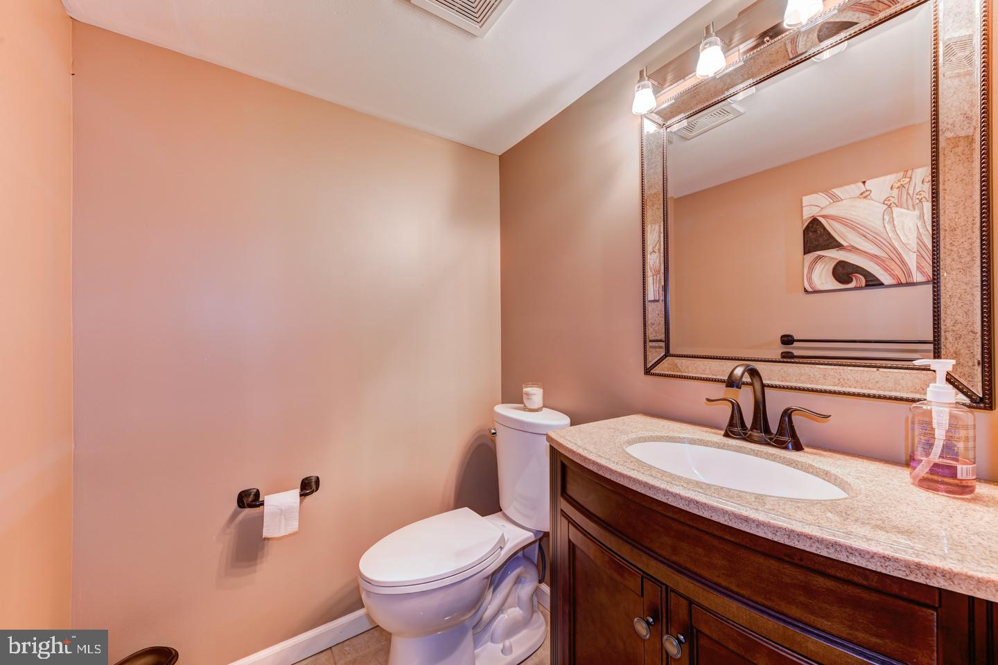10858 Perrin Road Philadelphia, PA 19154 - Photo 10 of 12