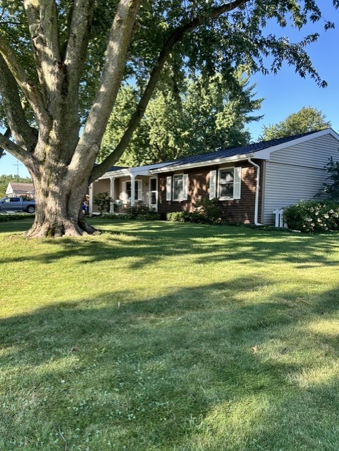 301 Westhampton Sherman, IL 62684 - Photo 2 of 24 Gallery Image 2