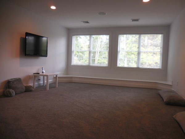 40 Bancroft Street Needham, MA 02492 - Photo 18 of 22 Gallery Image 18
