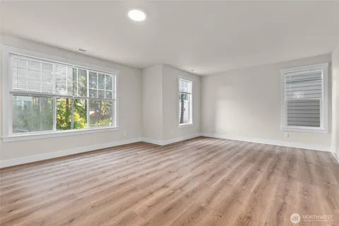$1,049,999 | 23205 89th Avenue West, Unit 8, Edmonds, WA 98026