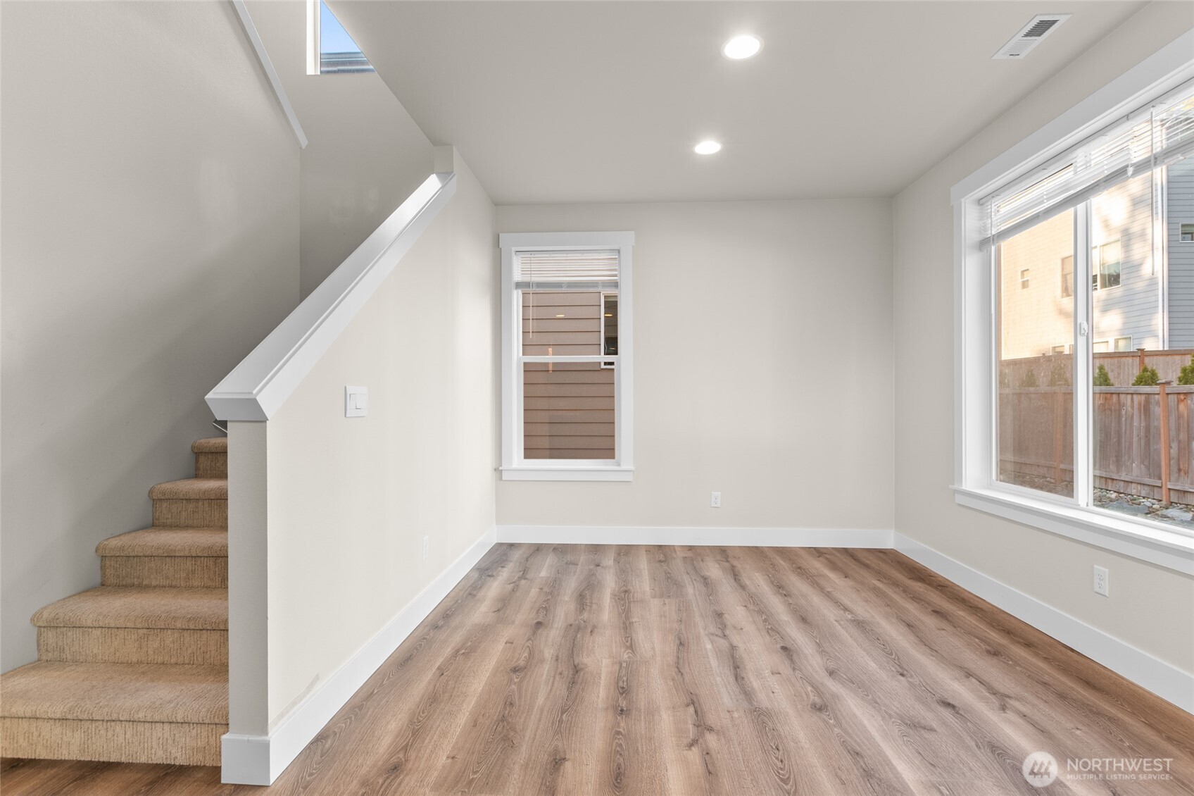 23205 89th Avenue West, Unit 8 Edmonds, WA 98026 - Photo 16 of 40