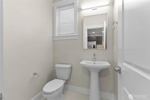 $1,049,999 | 23205 89th Avenue West, Unit 8, Edmonds, WA 98026