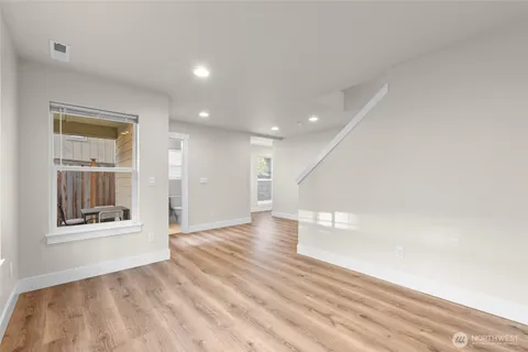 $1,049,999 | 23205 89th Avenue West, Unit 8, Edmonds, WA 98026