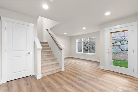 $1,049,999 | 23205 89th Avenue West, Unit 8, Edmonds, WA 98026