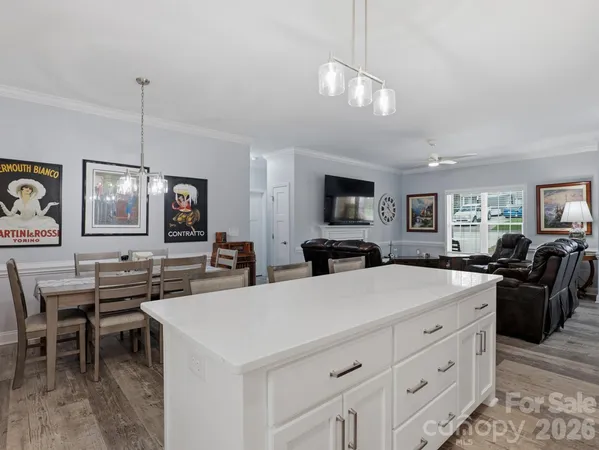 $459,900 | 2235 Picnic Drive, Newton, NC 28658