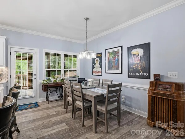 $459,900 | 2235 Picnic Drive, Newton, NC 28658