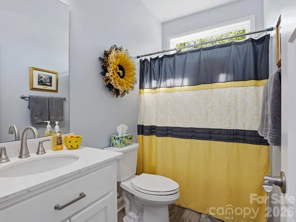 $459,900 | 2235 Picnic Drive, Newton, NC 28658