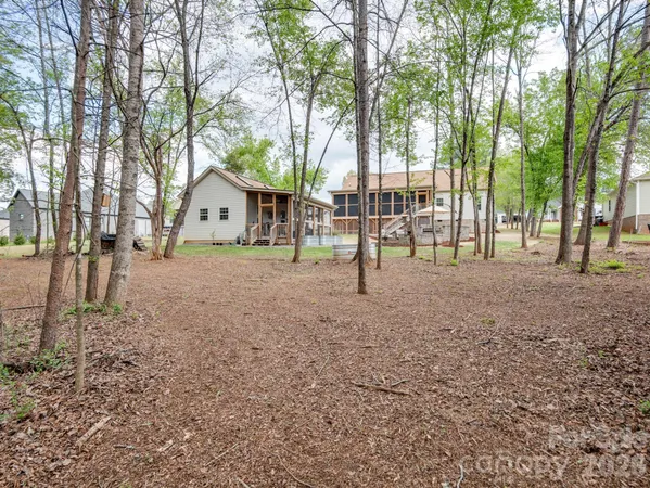 $459,900 | 2235 Picnic Drive, Newton, NC 28658