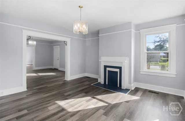 $2,350 | 2030 Alabama Avenue, Savannah, GA 31404