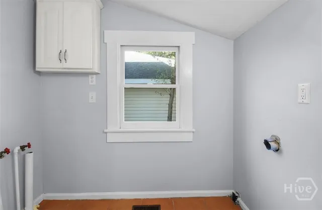 $2,350 | 2030 Alabama Avenue, Savannah, GA 31404