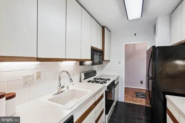 $545,000 | 2475 Virginia Avenue Northwest, Unit 321, Washington, DC 20037