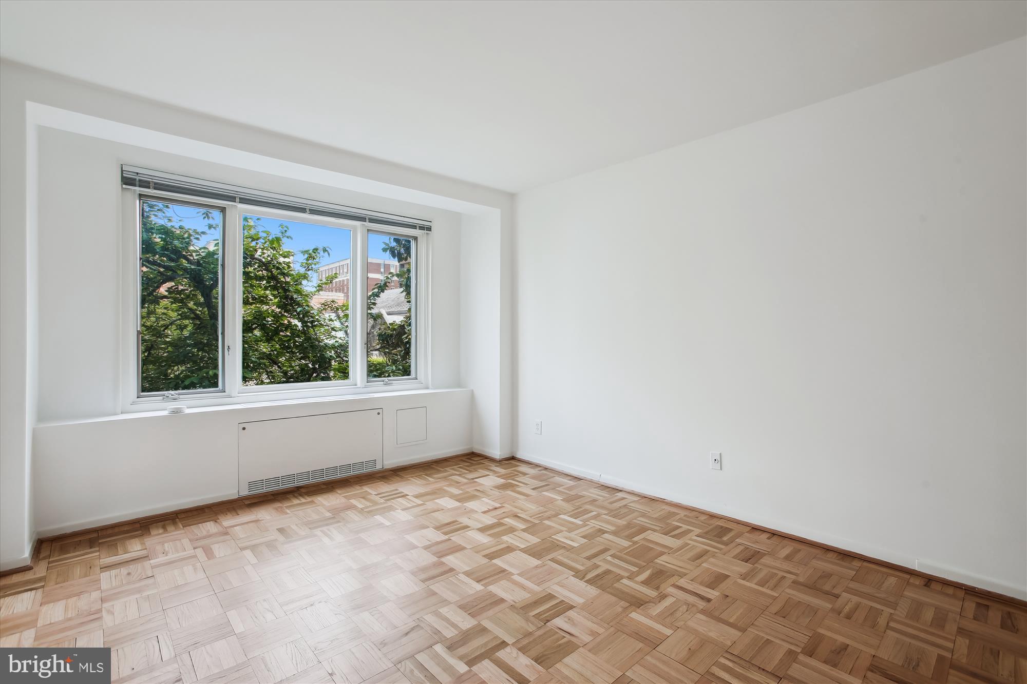 2475 Virginia Avenue Northwest, Unit 321 Washington, DC 20037 - Photo 32 of 54 Bedroom