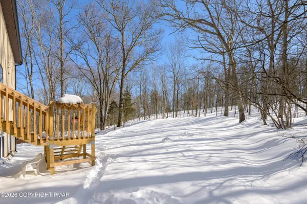 $257,000 | 218 Blue Jay Court, Bushkill, PA 18324
