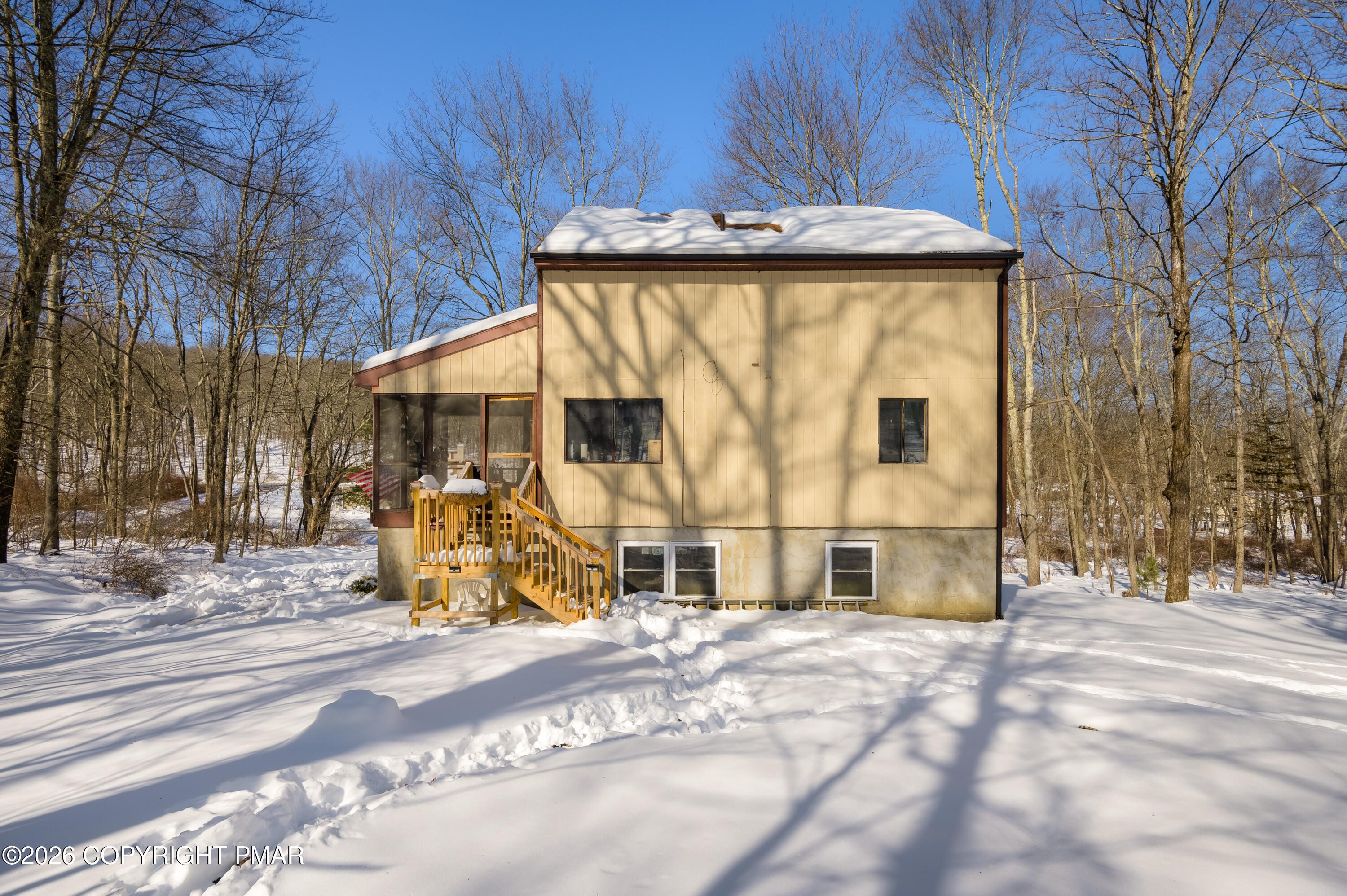 218 Blue Jay Court Bushkill, PA 18324 - Photo 4 of 19 a view of entrance gate of house