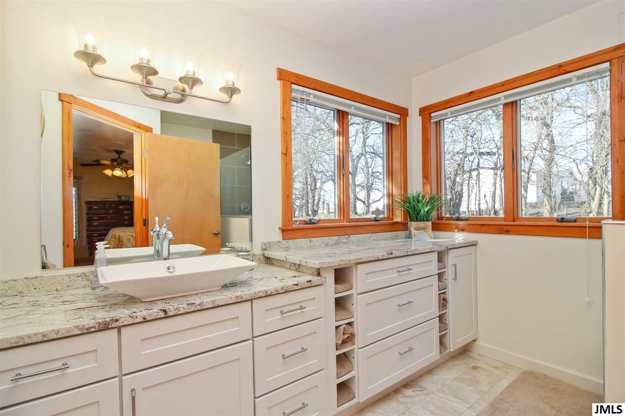 13511 Horning Road Brooklyn, MI 49230 - Photo 9 of 26 Photo 9