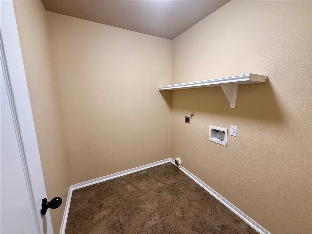 2205 Cardinales Lane Corpus Christi, TX 78414 - Photo 25 of 34 a view of small space